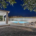 350 Mt Claudia Con Piscina Privata * Tertenìa