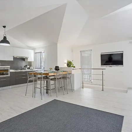 350 Mt Claudia Con Piscina Privata Villa *