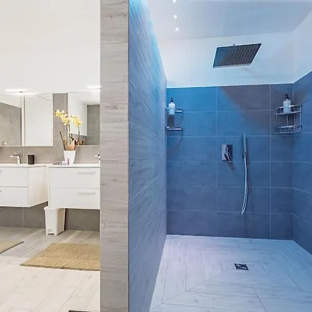 350 Mt Claudia Con Piscina Privata Tertenìa