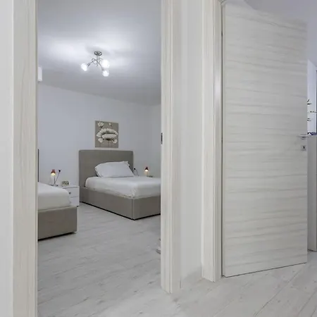 别墅 350 Mt Claudia Con Piscina Privata Tertenìa