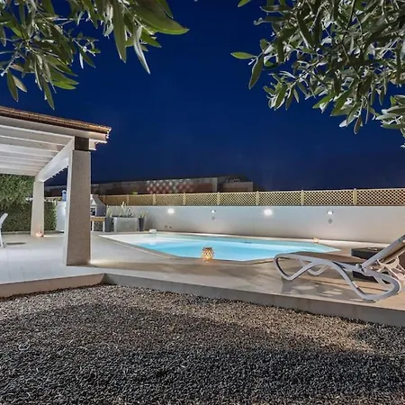 350 Mt Claudia Con Piscina Privata * Tertenìa