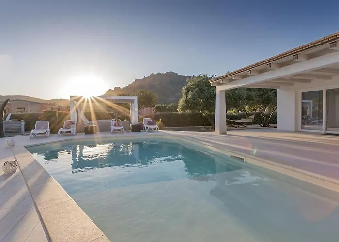 350 Mt Claudia Con Piscina Privata *