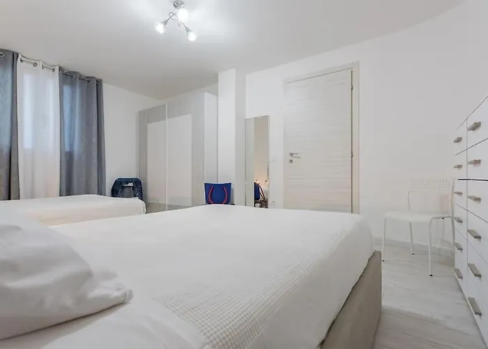 350 Mt Claudia Con Piscina Privata
