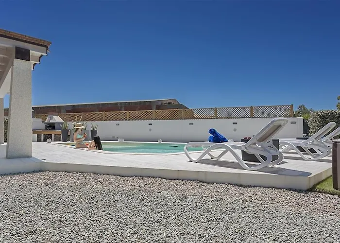350 Mt Claudia Con Piscina Privata
