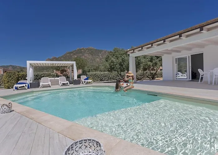 350 Mt Claudia Con Piscina Privata Villa Tertenìa